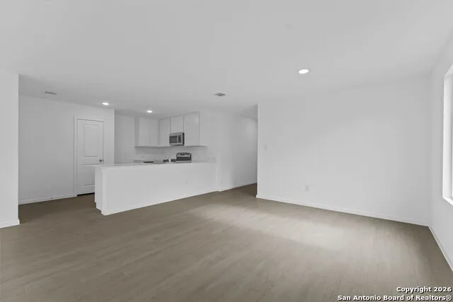 1824 Stonechat New Braunfels, TX 78130
