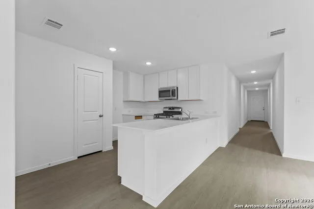 1824 Stonechat New Braunfels, TX 78130