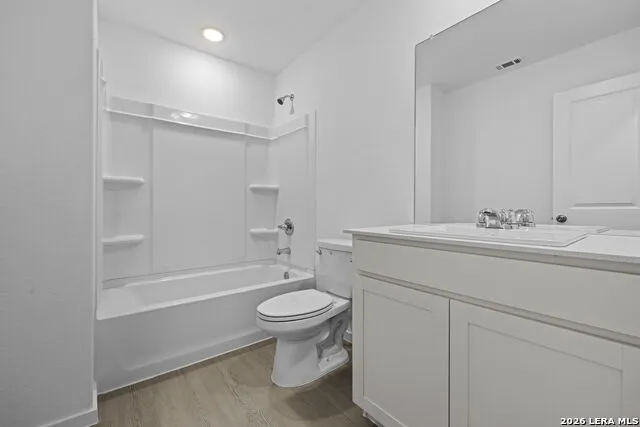 1804 Stonechat New Braunfels, TX 78130