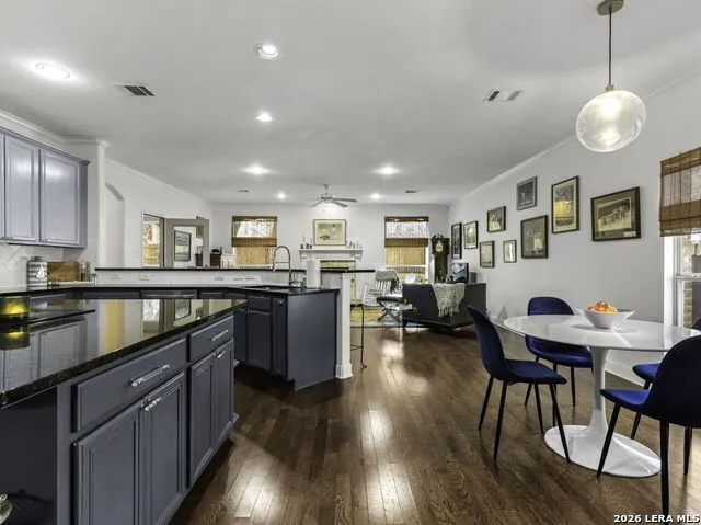 16107 La Madera Rio Helotes, TX 78023