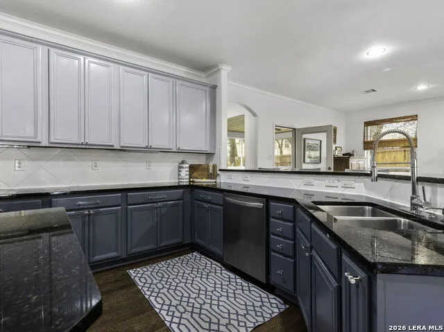 16107 La Madera Rio Helotes, TX 78023