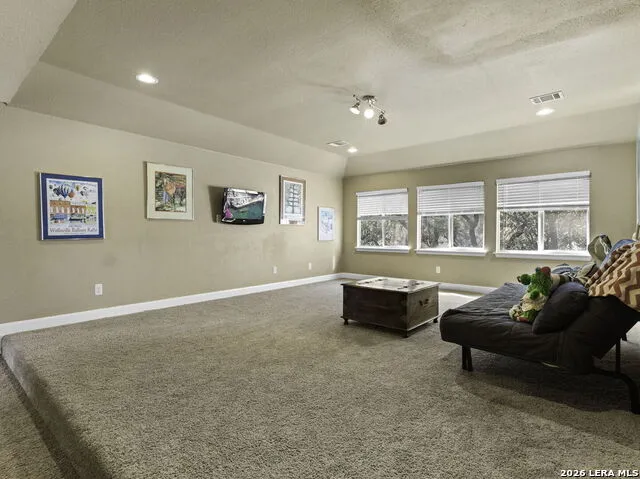 16107 La Madera Rio Helotes, TX 78023