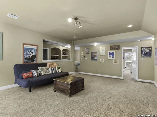 16107 La Madera Rio Helotes, TX 78023