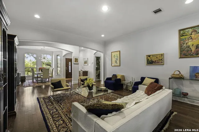 16107 La Madera Rio Helotes, TX 78023