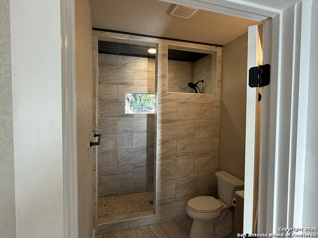 1288 Lonesome Canyon Lake, TX 78133