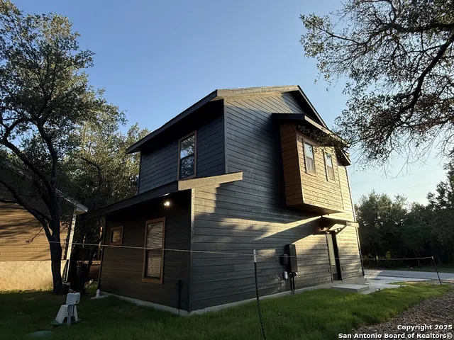 1288 Lonesome Canyon Lake, TX 78133
