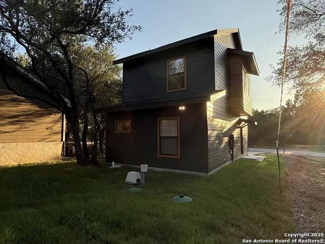 1288 Lonesome Canyon Lake, TX 78133