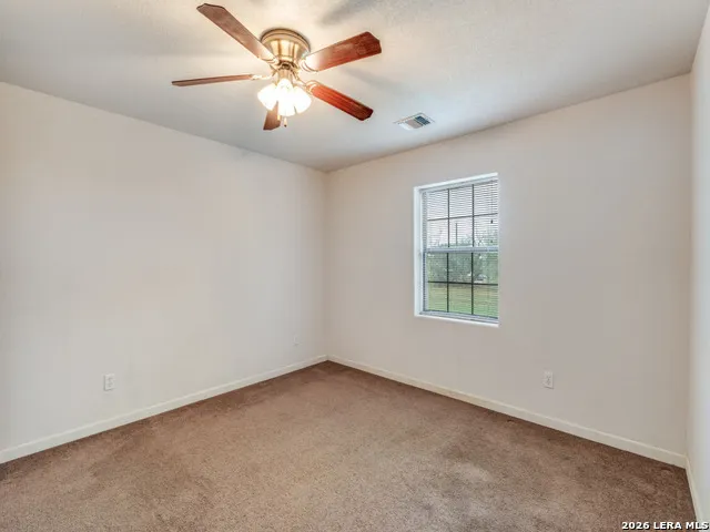 813 Pleasant Acres Seguin, TX 78155