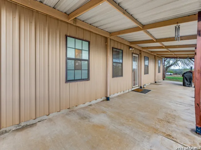 813 Pleasant Acres Seguin, TX 78155