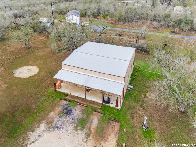 813 Pleasant Acres Seguin, TX 78155