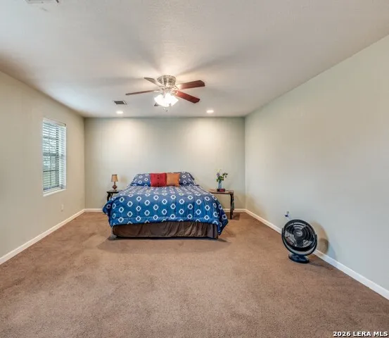 813 Pleasant Acres Seguin, TX 78155