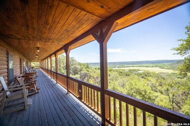 1012 Mourning Dove Canyon Lake, TX 78133