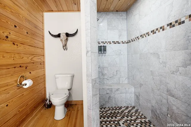 1012 Mourning Dove Canyon Lake, TX 78133