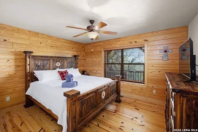 1012 Mourning Dove Canyon Lake, TX 78133