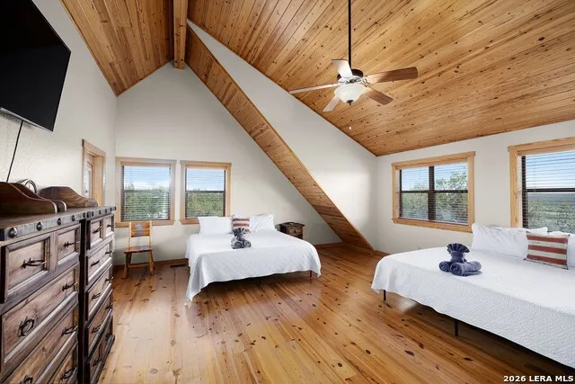 1012 Mourning Dove Canyon Lake, TX 78133