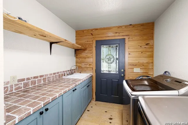 1012 Mourning Dove Canyon Lake, TX 78133