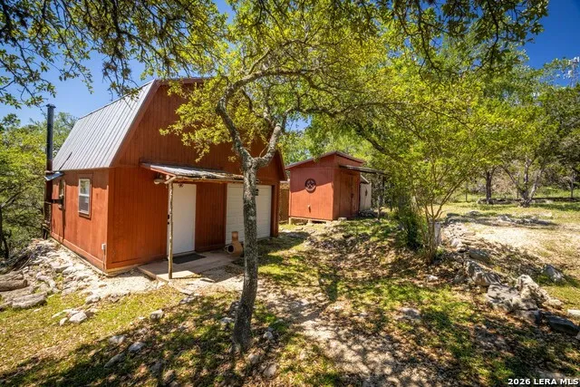 1012 Mourning Dove Canyon Lake, TX 78133