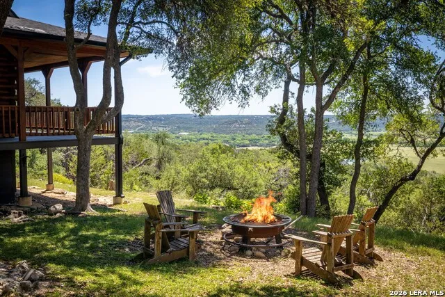 1012 Mourning Dove Canyon Lake, TX 78133
