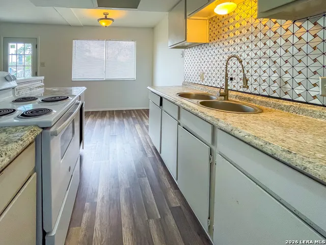 1001 Avenue B Beeville, TX 78102