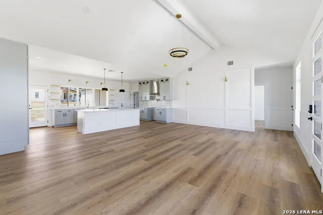 340 Spring Creek Bandera, TX 78003