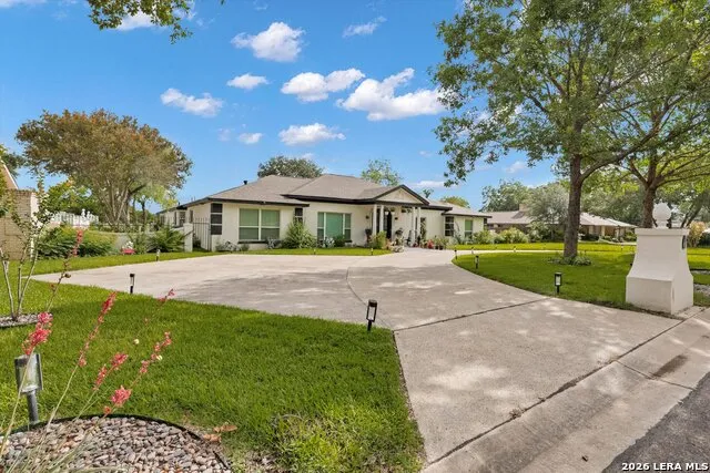 109 CHATTINGTON CT Castle Hills, TX 78213