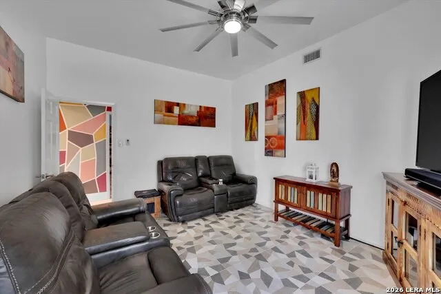 109 CHATTINGTON CT Castle Hills, TX 78213