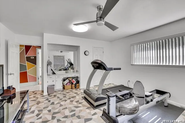 109 CHATTINGTON CT Castle Hills, TX 78213