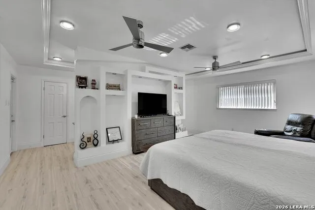 109 CHATTINGTON CT Castle Hills, TX 78213