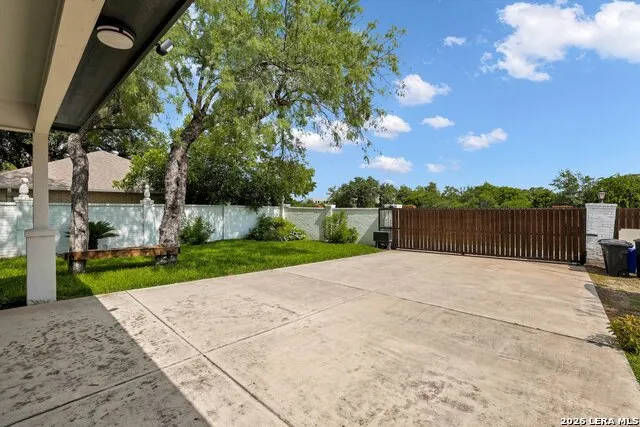 109 CHATTINGTON CT Castle Hills, TX 78213