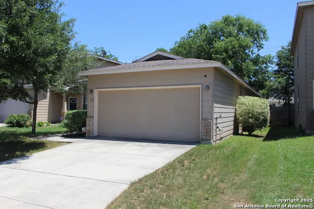 482 Walnut Selma, TX 78154
