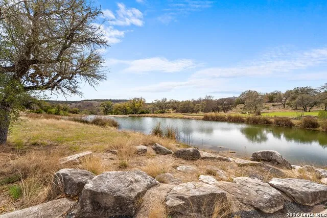 221 Cypress Estates PKWY Ingram, TX 78025