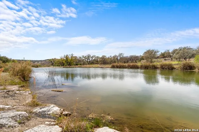 221 Cypress Estates PKWY Ingram, TX 78025