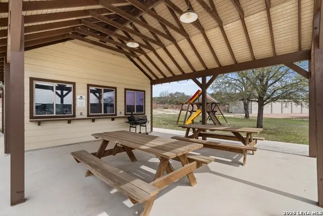 221 Cypress Estates PKWY Ingram, TX 78025