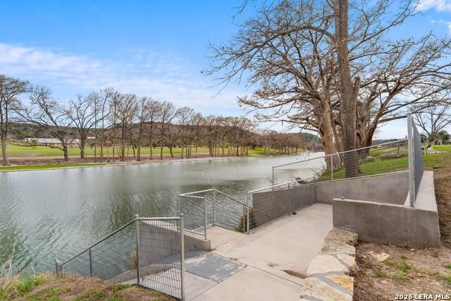 221 Cypress Estates PKWY Ingram, TX 78025