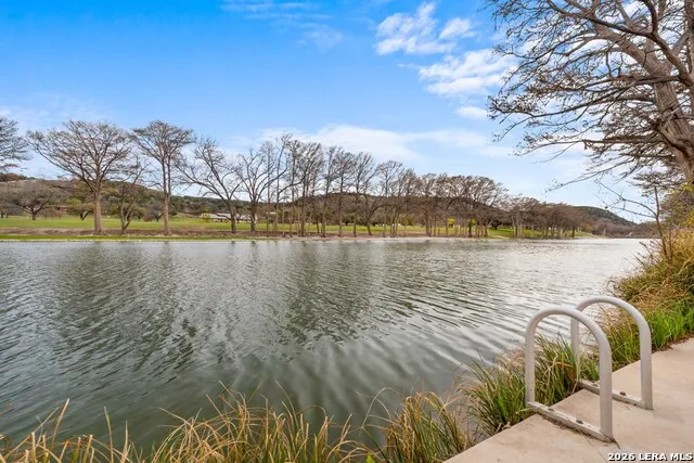 221 Cypress Estates PKWY Ingram, TX 78025