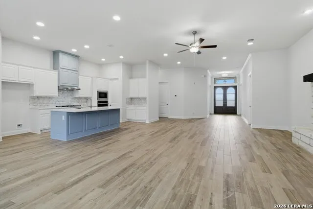 3835 escalera Bulverde, TX 78163