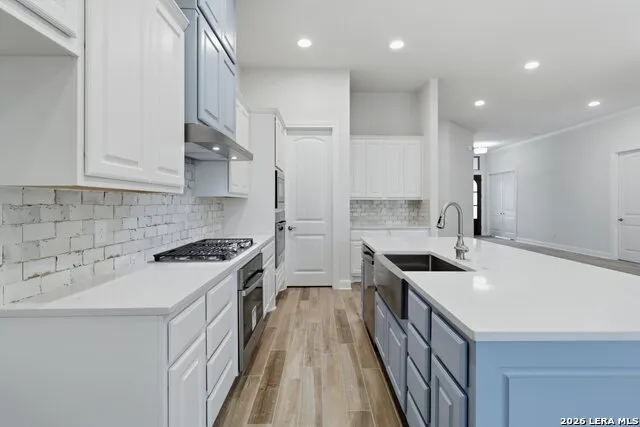 3835 escalera Bulverde, TX 78163