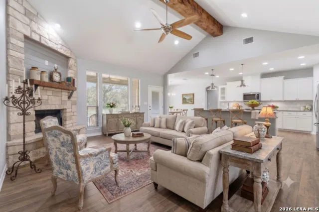 137 SENDERA CROSSING La Vernia, TX 78121