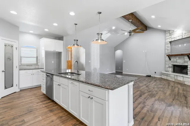 137 SENDERA CROSSING La Vernia, TX 78121