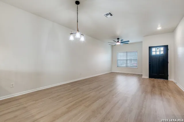 15115 Escalante Pass Von Ormy, TX 78073