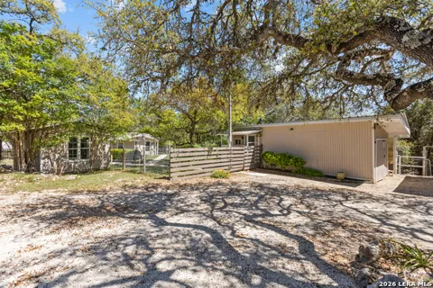 130 SCENIC VIEW DR