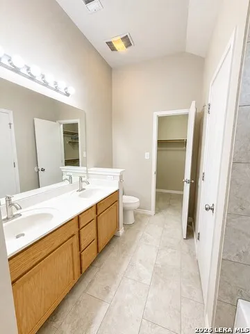 136 Musgrav Kyle, TX 78640