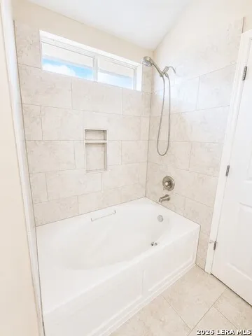 136 Musgrav Kyle, TX 78640