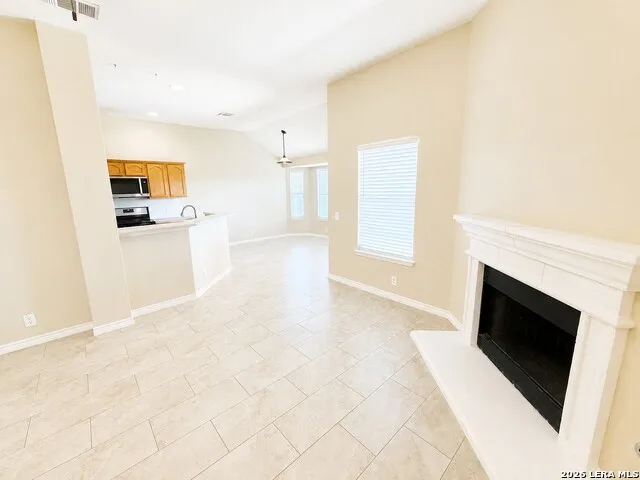136 Musgrav Kyle, TX 78640