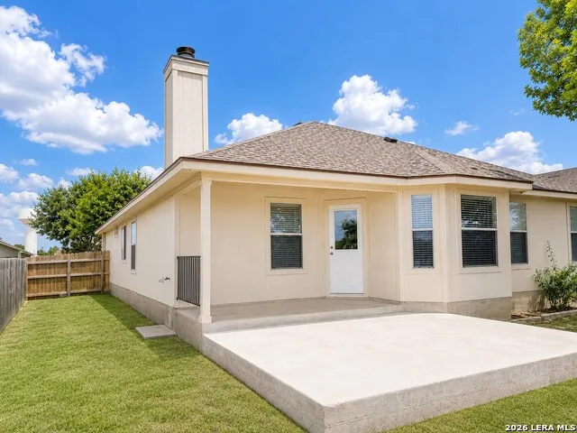 136 Musgrav Kyle, TX 78640