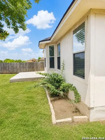 136 Musgrav Kyle, TX 78640