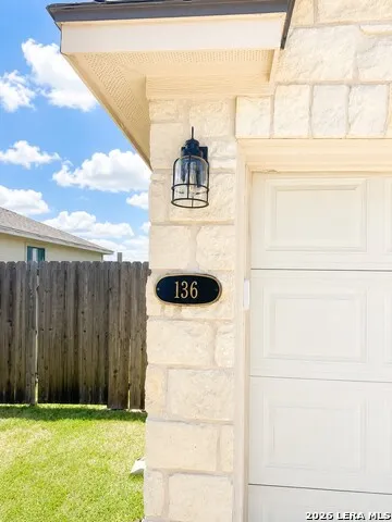 136 Musgrav Kyle, TX 78640
