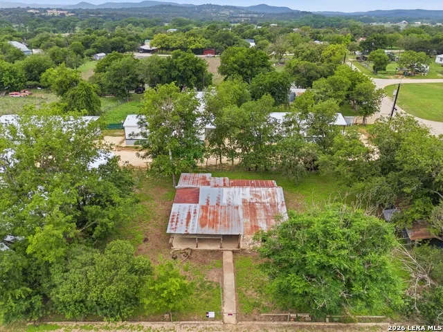 247 Live Oak St Medina, TX 78055