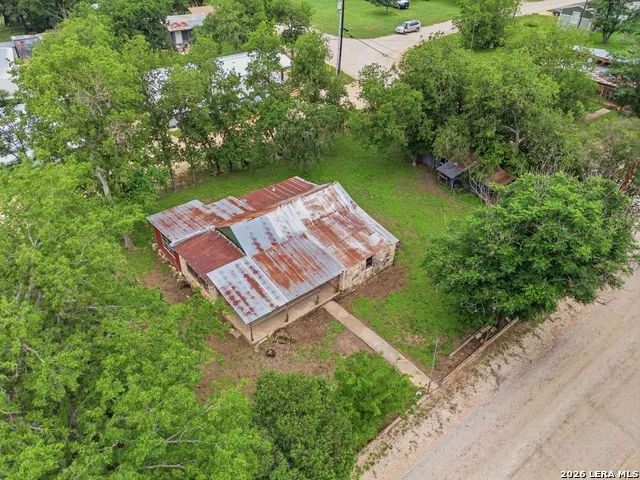 247 Live Oak St Medina, TX 78055