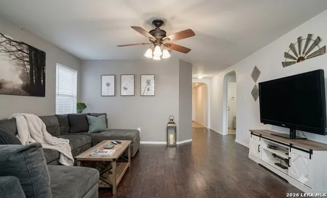 8959 Scarlet Creek Universal City, TX 78148